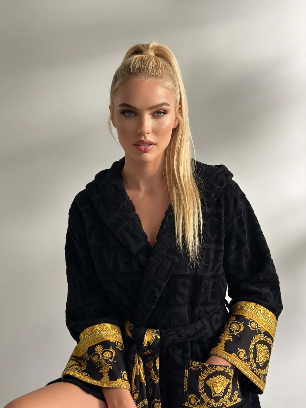 Versace I Heart Baroque Short Hooded Bathrobe Black Gold